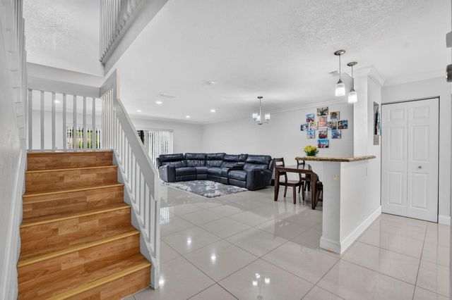 2231 NW 45TH Avenue, Coconut Creek, FL 33066