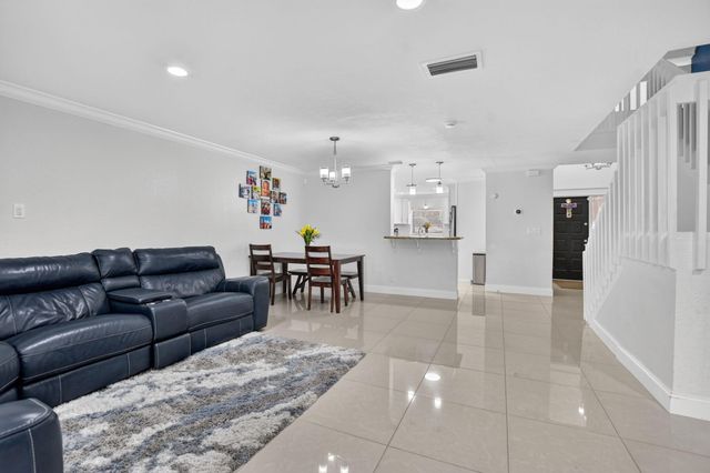 2231 NW 45TH Avenue, Coconut Creek, FL 33066