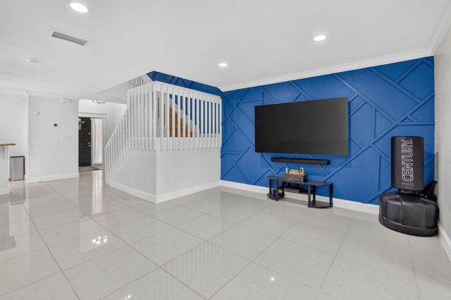 2231 NW 45TH Avenue, Coconut Creek, FL 33066