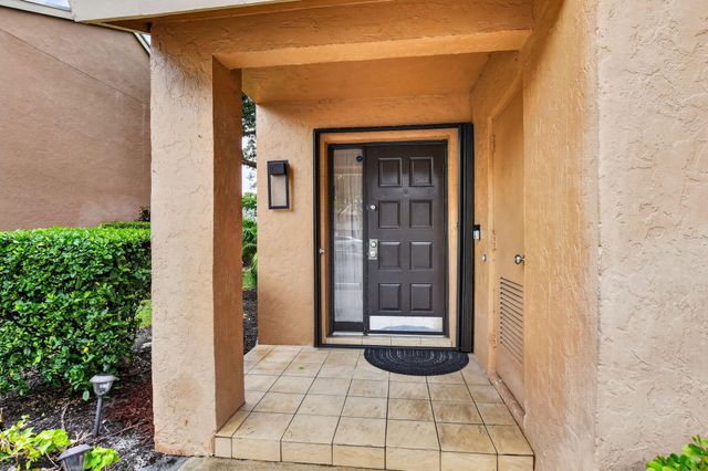 2231 NW 45TH Avenue, Coconut Creek, FL 33066