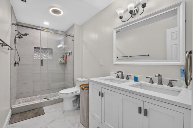 2231 NW 45TH Avenue, Coconut Creek, FL 33066