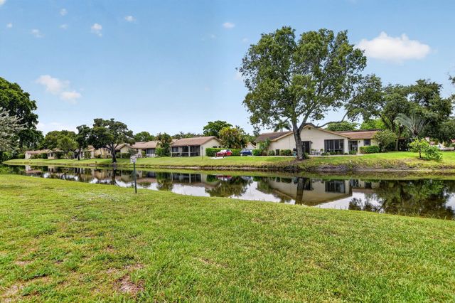 2231 NW 45TH Avenue, Coconut Creek, FL 33066