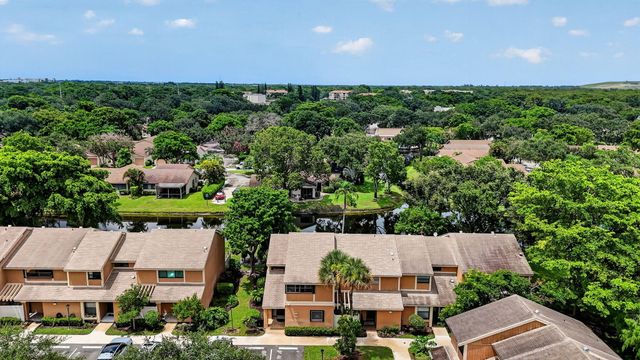 2231 NW 45TH Avenue, Coconut Creek, FL 33066