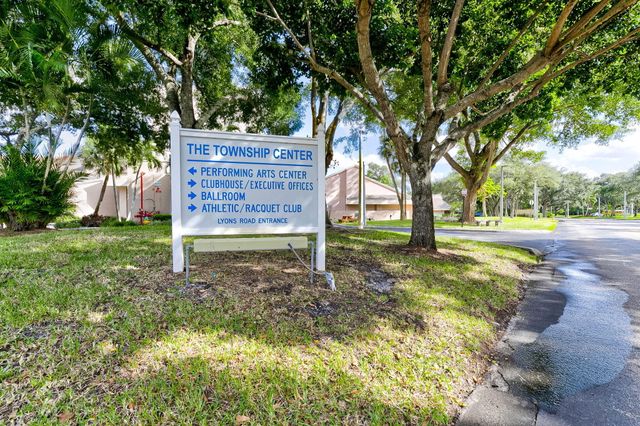 2231 NW 45TH Avenue, Coconut Creek, FL 33066