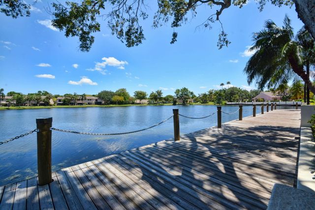 2231 NW 45TH Avenue, Coconut Creek, FL 33066