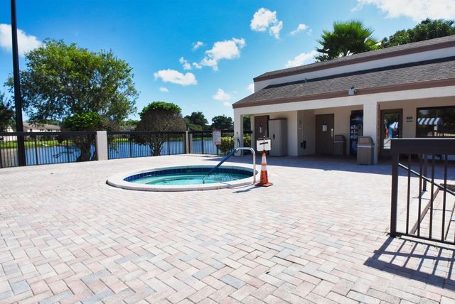 2231 NW 45TH Avenue, Coconut Creek, FL 33066