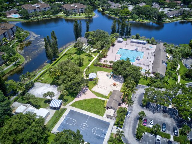 2231 NW 45TH Avenue, Coconut Creek, FL 33066