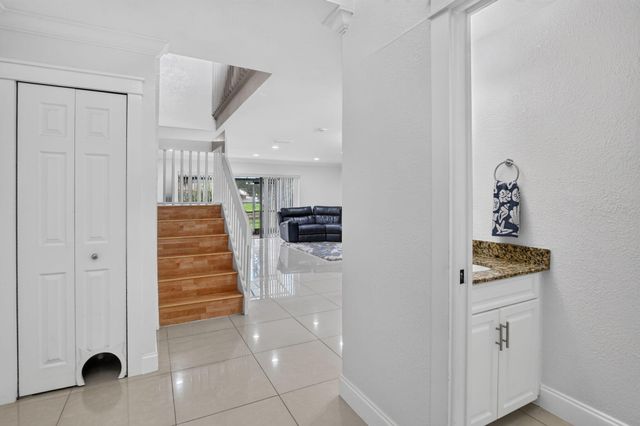 2231 NW 45TH Avenue, Coconut Creek, FL 33066