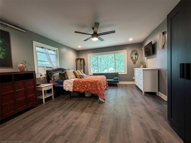 111 N Oxford Avenue, Independence, MO 64053