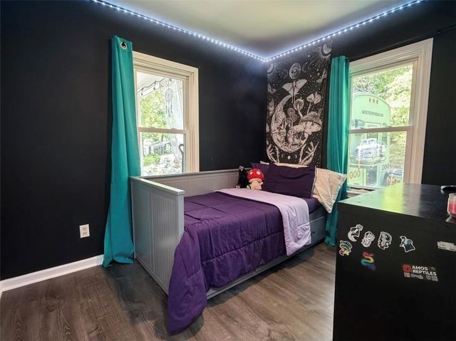 111 N Oxford Avenue, Independence, MO 64053