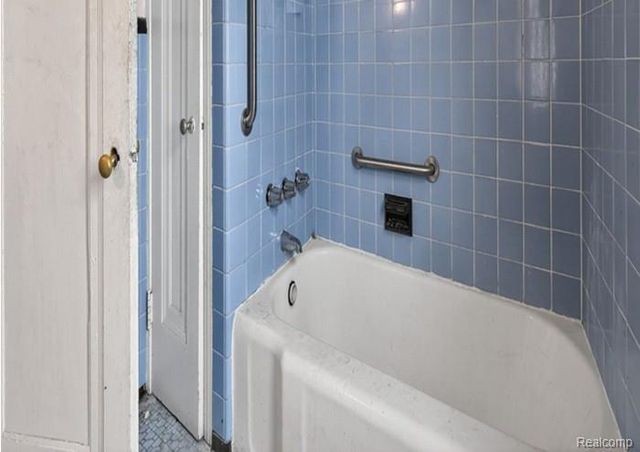 12346 Elmdale Street, Detroit, MI 48213