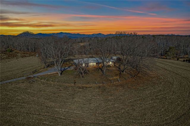 183 Mount Tabor Church Road, Pickens, SC 29671