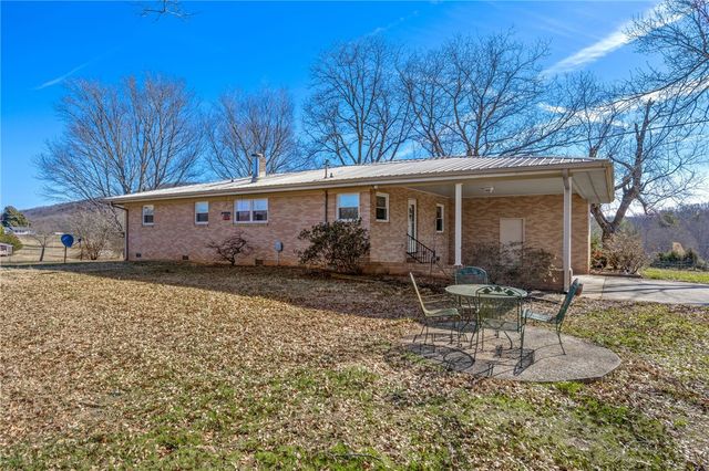 183 Mount Tabor Church Road, Pickens, SC 29671