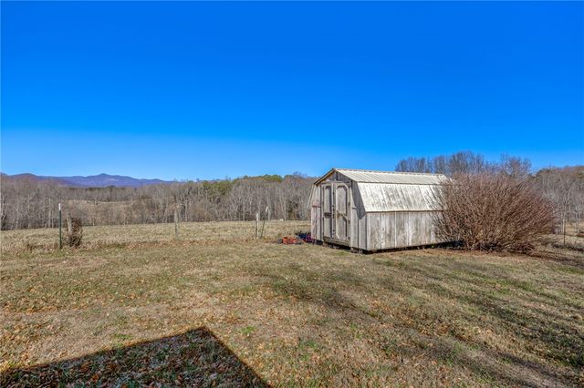 183 Mount Tabor Church Road, Pickens, SC 29671