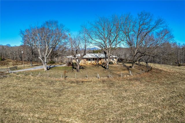 183 Mount Tabor Church Road, Pickens, SC 29671