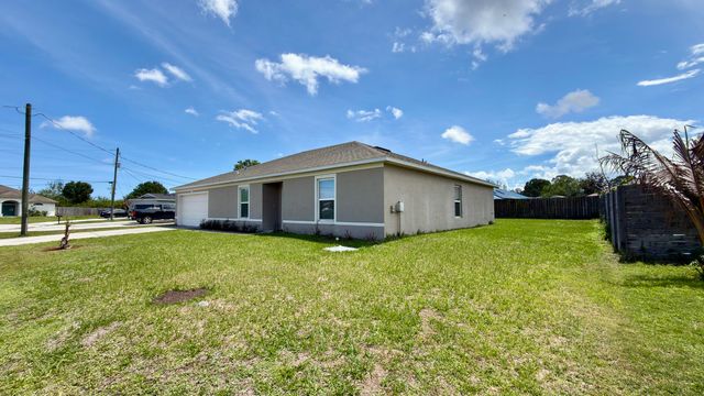 6446 NW Polly Court, Port St. Lucie, Port St Lucie, FL 34983