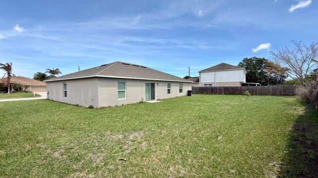 6446 NW Polly Court, Port St. Lucie, Port St Lucie, FL 34983
