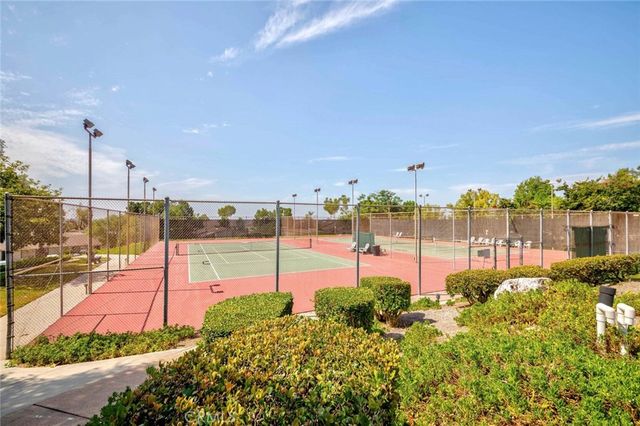 13624 La Jolla Circle H, La Mirada, CA 90638