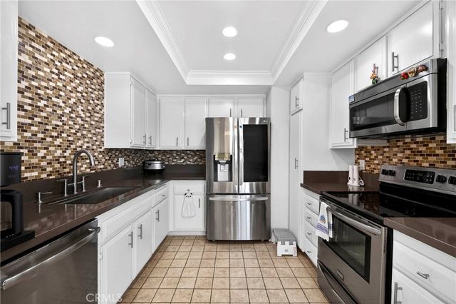 13624 La Jolla Circle H, La Mirada, CA 90638