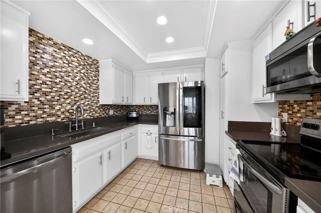 13624 La Jolla Circle H, La Mirada, CA 90638