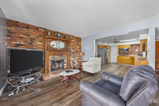 217 Suzanne Lane, Taft, CA 93268