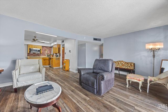 217 Suzanne Lane, Taft, CA 93268