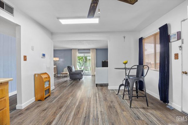 217 Suzanne Lane, Taft, CA 93268