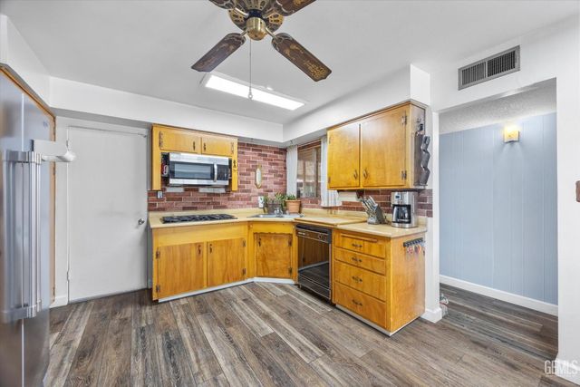 217 Suzanne Lane, Taft, CA 93268