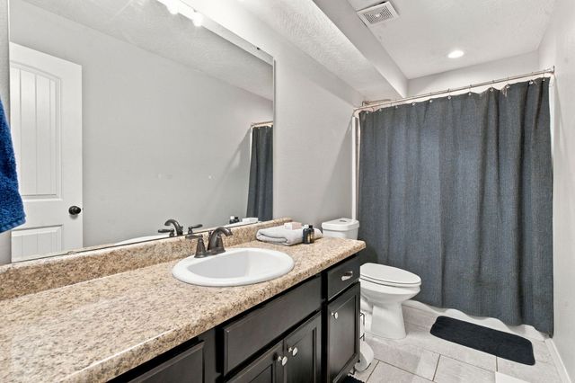 1807 E Costa Mesa Court, Ozark, MO 65721