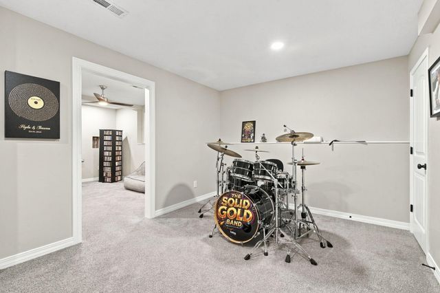 1807 E Costa Mesa Court, Ozark, MO 65721