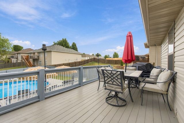 1807 E Costa Mesa Court, Ozark, MO 65721
