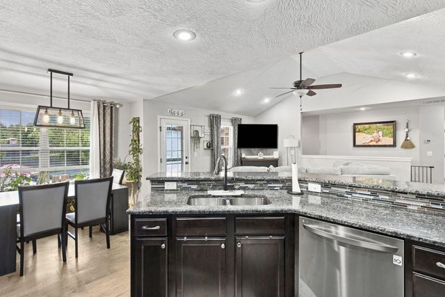 1807 E Costa Mesa Court, Ozark, MO 65721