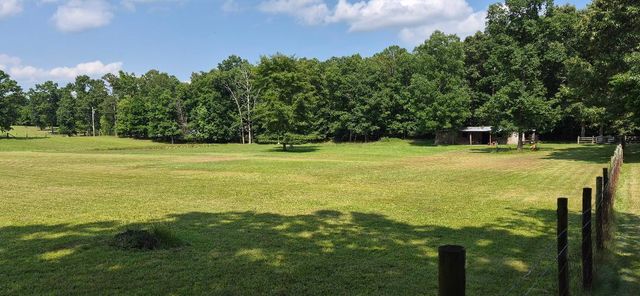 1200 T Crowe Road, Soddy Daisy, TN 37379