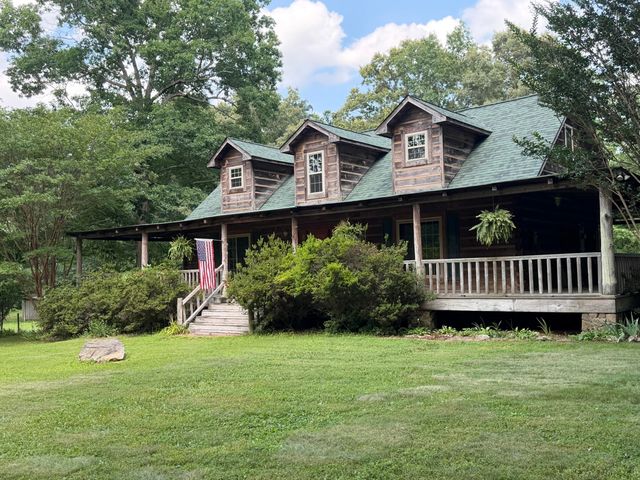 1200 T Crowe Road, Soddy Daisy, TN 37379