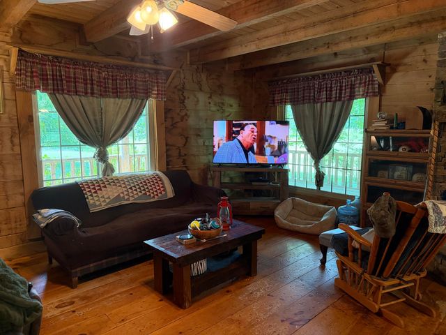 1200 T Crowe Road, Soddy Daisy, TN 37379