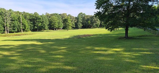 1200 T Crowe Road, Soddy Daisy, TN 37379