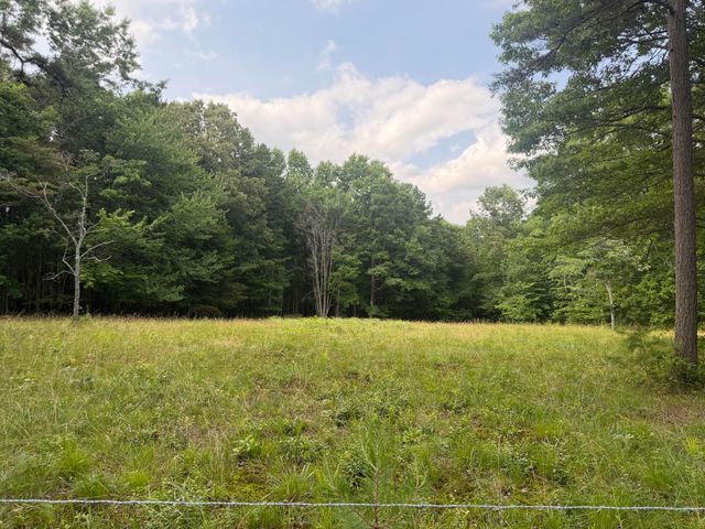 1200 T Crowe Road, Soddy Daisy, TN 37379