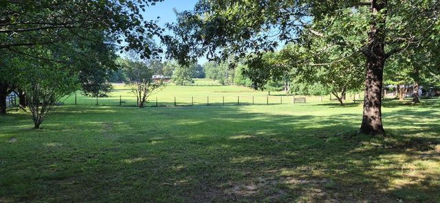 1200 T Crowe Road, Soddy Daisy, TN 37379