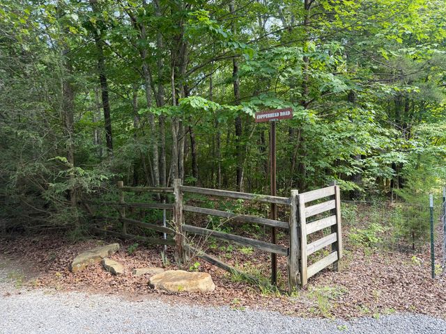 1200 T Crowe Road, Soddy Daisy, TN 37379