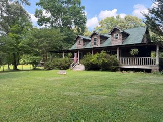 1200 T Crowe Road, Soddy Daisy, TN 37379