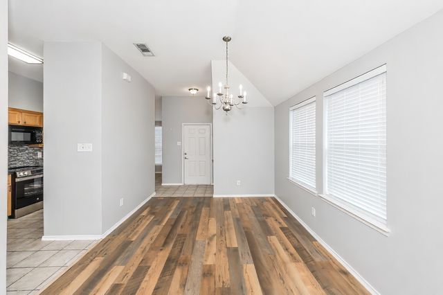 9249 Conestoga Drive, Fort Worth, TX 76131