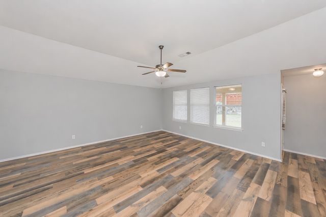 9249 Conestoga Drive, Fort Worth, TX 76131