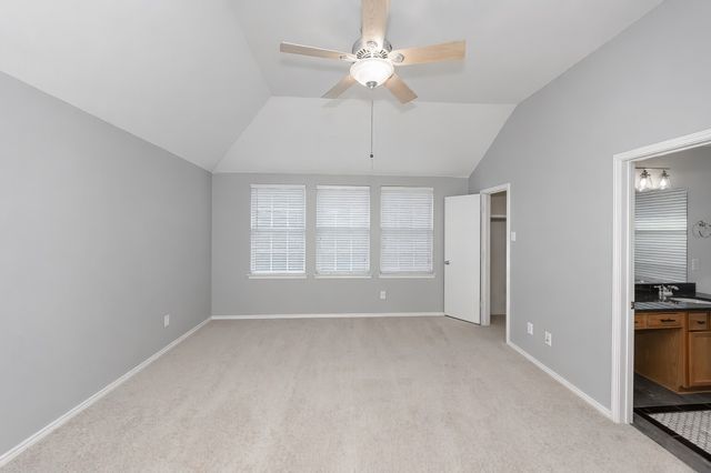 9249 Conestoga Drive, Fort Worth, TX 76131