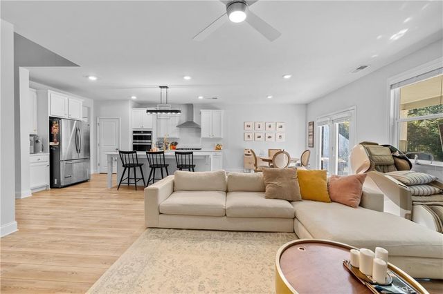 3596 Creek Hollow, Buford, GA 30519
