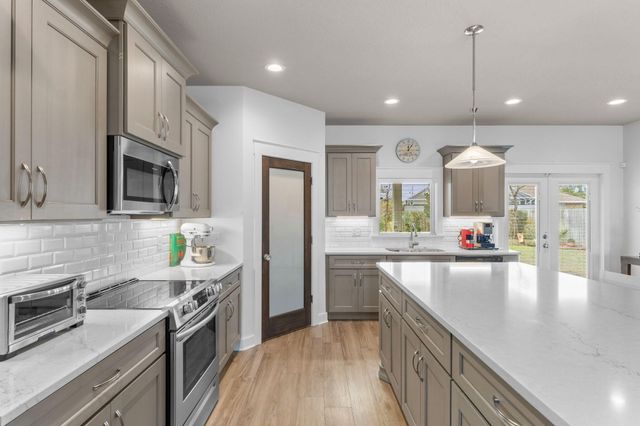 1619 Ponderosa Drive, Gulf Breeze, FL 32563