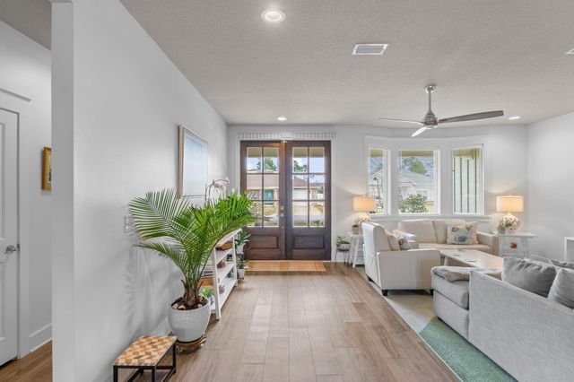 1619 Ponderosa Drive, Gulf Breeze, FL 32563