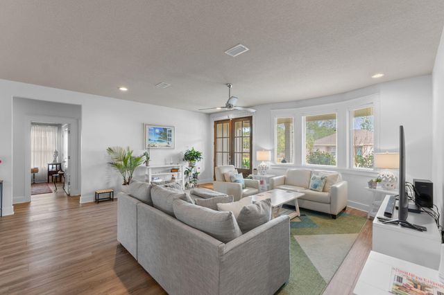 1619 Ponderosa Drive, Gulf Breeze, FL 32563