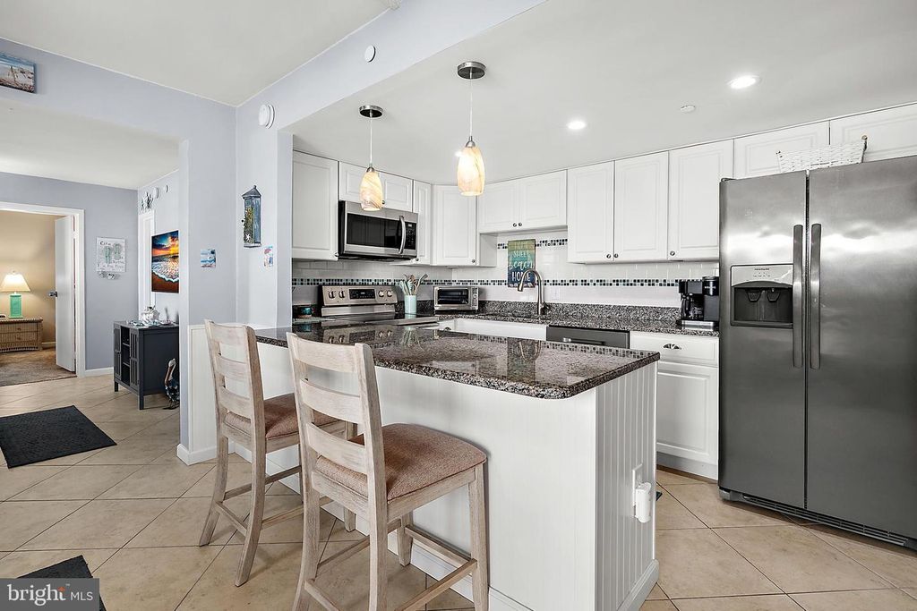 Image 11 of property listing at 9400 COASTAL HWY #301, Ocean City, MD 21842