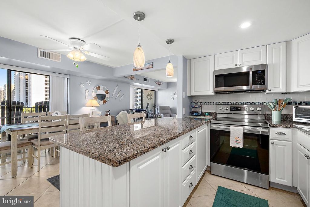 Image 15 of property listing at 9400 COASTAL HWY #301, Ocean City, MD 21842