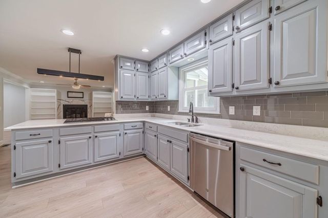 3530 Spring Creek Circle, Snellville, GA 30039